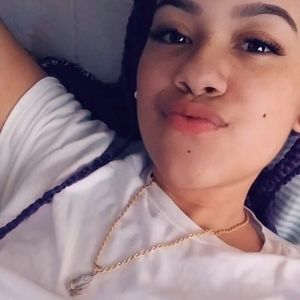 Meet your Posher, Loreen